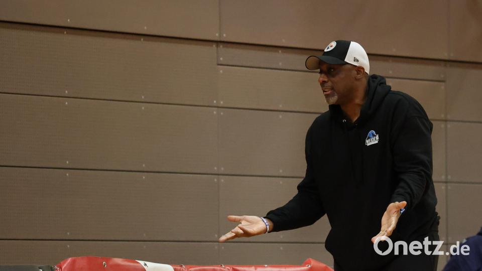 Beim Tabellennachbarn Fibalon Baskets Neumarkt verlor die Mannschaft von Trainer Johnny Griffin knapp. Bild: Dieter Jäschke