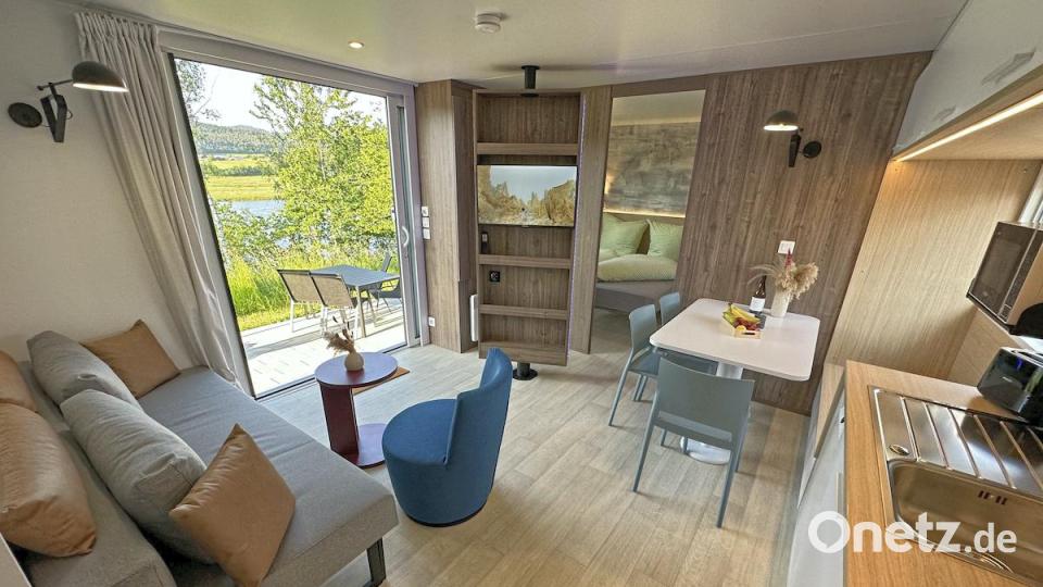 Die Chalets bieten zwei bis sechs Personen Platz. Bild: Franz Dietl/exb