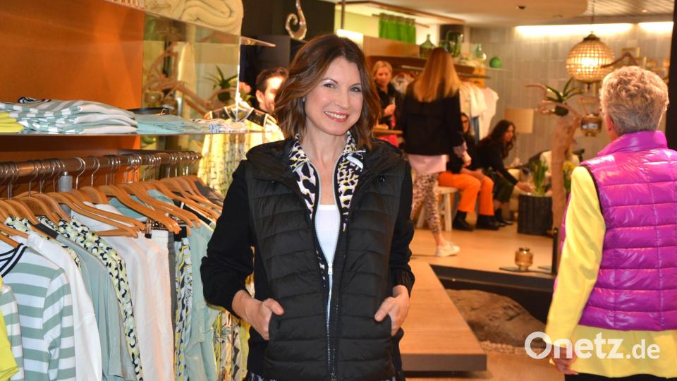 Profi-Models zeigten im Modehaus Sandra Schurig, was heuer angesagt ist. Bild: jr