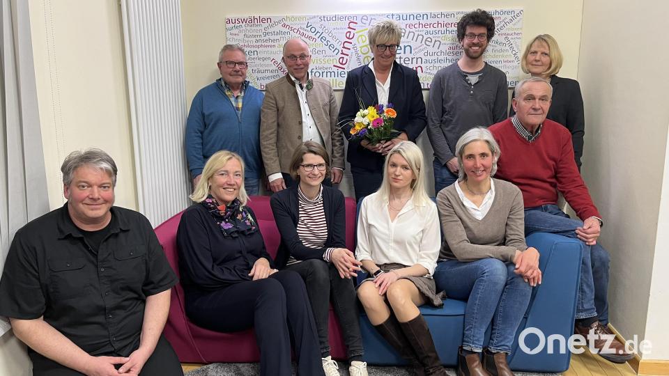 Setzen sich fürs Lesen ein: Vereinsspitze und Koordinatoren von &quot;Mentor&quot; um Vorsitzenden Kurt Seggewiß sowie die neue 2. Vorsitzende Ruth Neumann und Schriftführer Knut Thielsen. Lob und Dank kommt von der Politik. Bild: vv