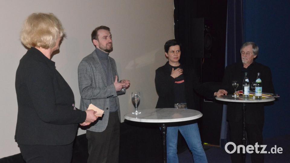 Bettina Hahn (links) und Veit Wagner (rechts) im Gespräch mit Regisseur Aliaksei Paluyan und Tanja Fichtner. Bild: Kunz
