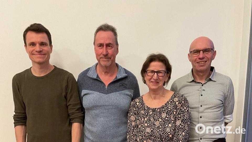 Vorstandswahlen beim SC Germania (von links): Stefan Jokiel, Robert Trettenbach, Evi Prüll und Alfred Scherm. Bild: Bastian Walentek/exb