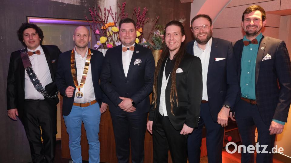 Das Führungsteam von Round Amberg für das Amtsjahr 2024/25 (von links): Robert Winkler (Vizepräsident), Andreas Heil (Präsident), Stefan Fuchs (Schatzmeister), Julian Ellmaier (PRO und Webmaster), Thomas Andraschko (Past-Präsident) und Michael Thiel (IRO). Bild: usc