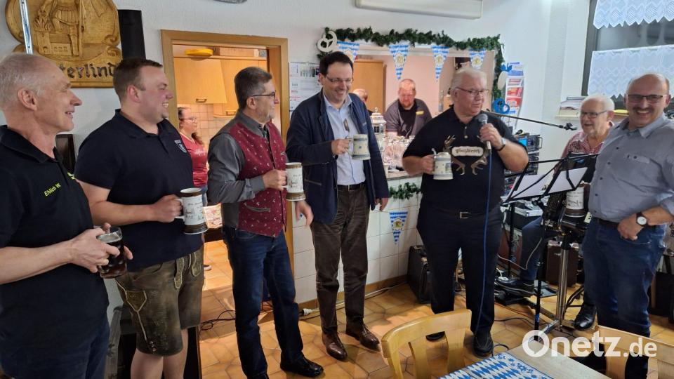 Das Bier beim Starkbierfest der Feuerwehr Unterlind schmeckte. Bild: Feuerwehr Unterlind/exb