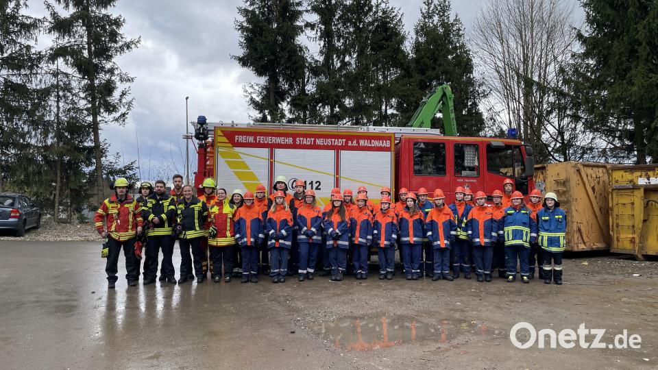 Berufsfeuerwehrtag 2024 der Jugendfeuerwehren Neustadt/WN und Störnstein Bild: Corinna Hagn/exb