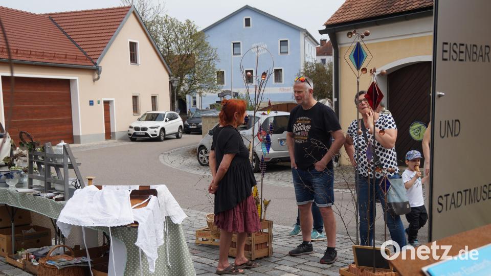 Gartendeko in breiter können Kunden beim Frühlingsmarkt im Doktor-Eisenbarth-und Stadtmuseum erwerben Bild: wel