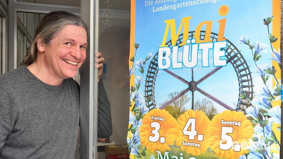 Toby Mayerl freut sich schon auf die &quot;Mai Blüte&quot; von 3. bis 5. Mai im Amberger Landesgartenschaugelände. Bild: Petra Hartl