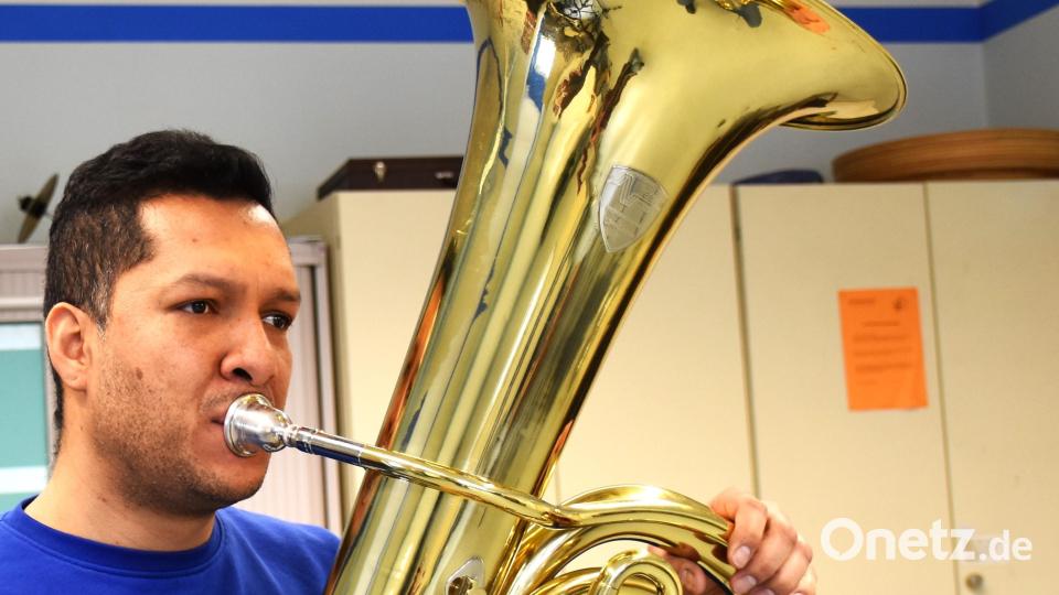 Wer die notwendige "Luftsäule" nicht herbringt, hat wenig Chancen, der Tuba auch nur einen Ton zu entlocken. Bild: ubb