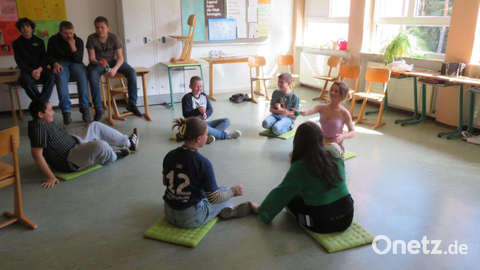 Viel Interessantes lernen die Besucher der Mittelschule am Tag der offenen Tür kennen. Bild: adj