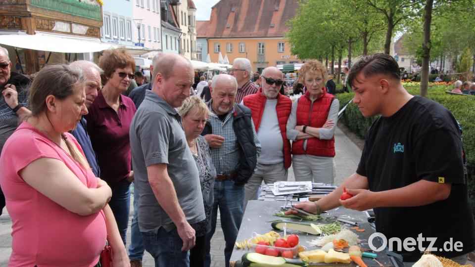 Wer sich gut in Szene setzen konnte, dessen Stand war dann auch dicht umlagert. Bild: kro
