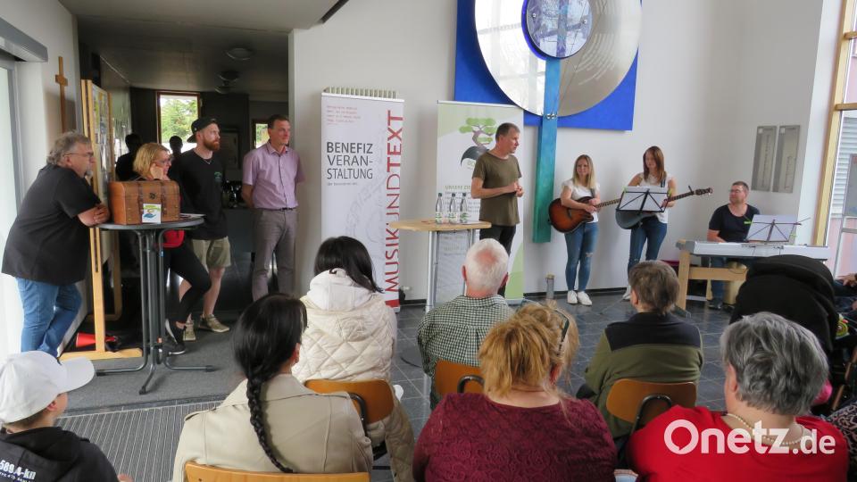 Benfizkonzert für Frieda im Foyer des Rathauses in Altenstadt. Bild: adj