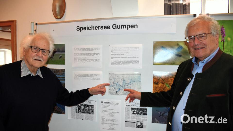 Dr. Klaus Arbter (86) und Professor Dr. Hubert Weiger (76, von links) haben gemeinsam den Bau des Gumpener Stausees verhindert. Bild: ubb