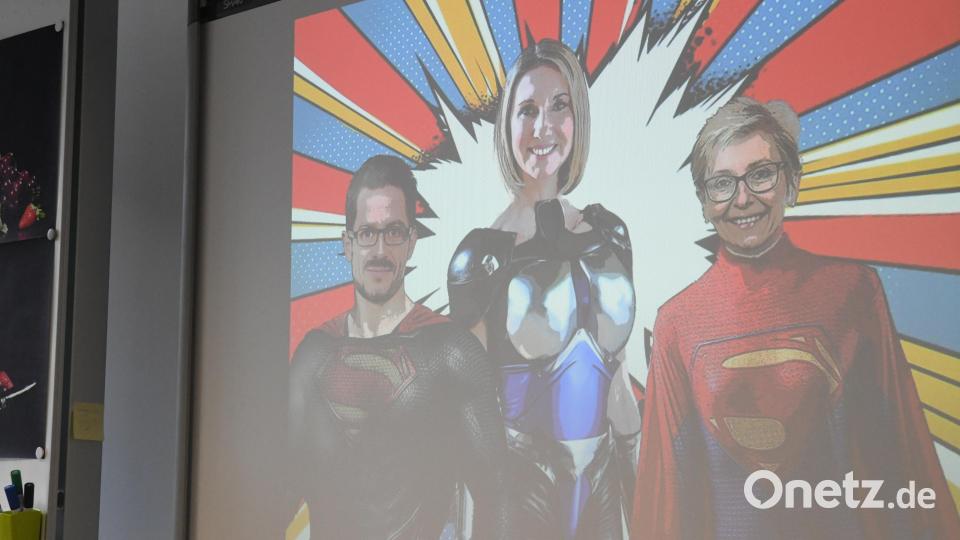 Photoshop macht&#039;s möglich. Anna Stolz mit Schulleiterin Gabriele Drill und ihrem Stellvertreter Bernhard Planner als &quot;Super-Trio&quot;. Bild: Gabi Schönberger