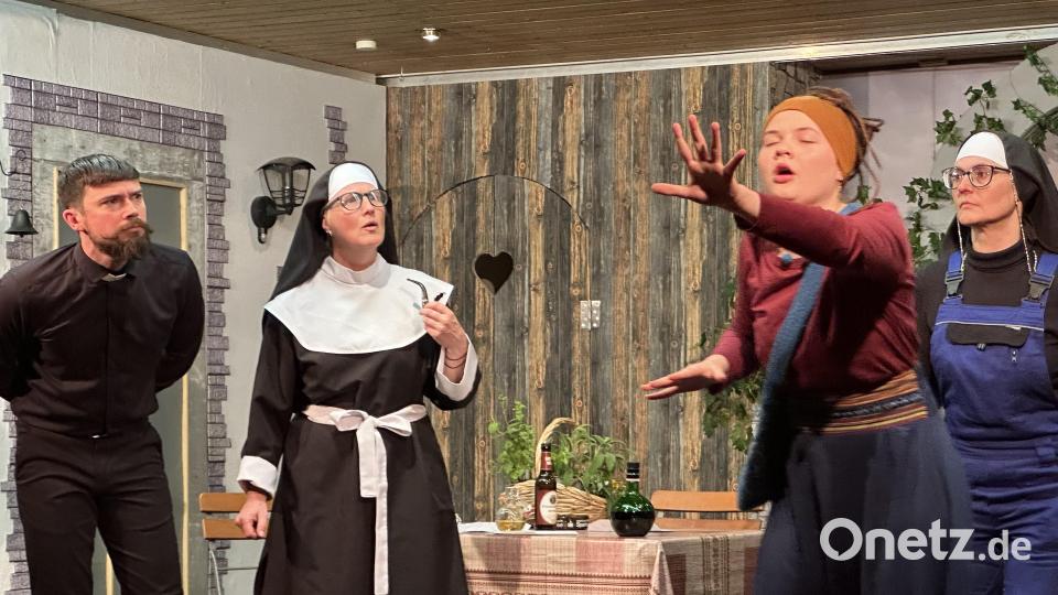 Was für Visionen hat da Babette Fenchel, die Kräuterfrau? Bild: cro