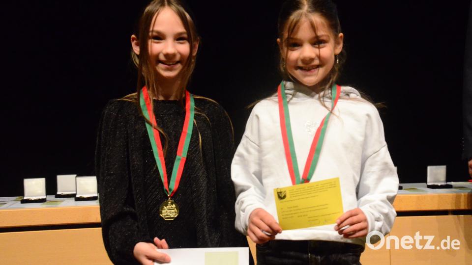 Faye Wells und Marie Klein sind Deutsche Meister im Mini-Kids-HipHop. Bild: Kunz
