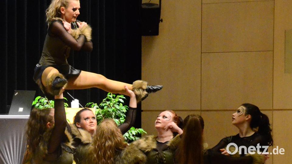 Dance Unlimited bei der Sportlerehrung. Bild: Kunz