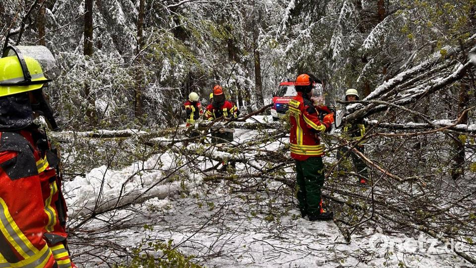 Die Feuerwehr Kemnath hatte am Sonntag 15 Einsätze. Bild: Feuerwehr Kemnath/exb