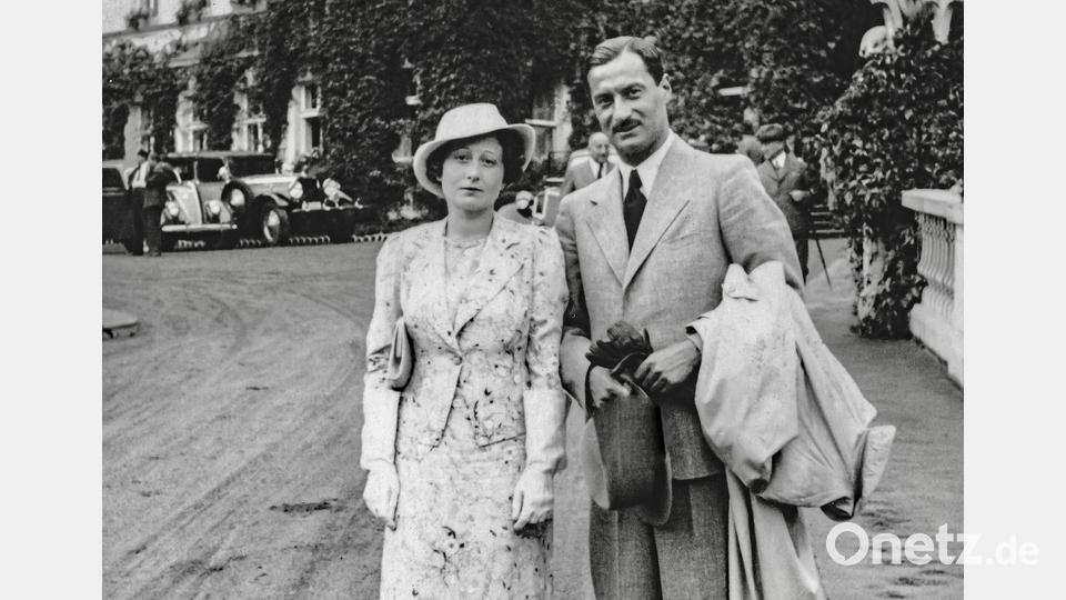 Robert Kupfer mit einer Dame im Kurort Karlsbad. Wahrscheinlich wurde das Bild im Jahr 1935 aufgenommen. Bild: Familienarchiv Kupfer