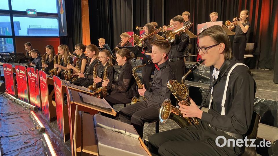 Aus der Junior Big Band generiert sich der Nachwuchs für die größere Formation. Bild: aub