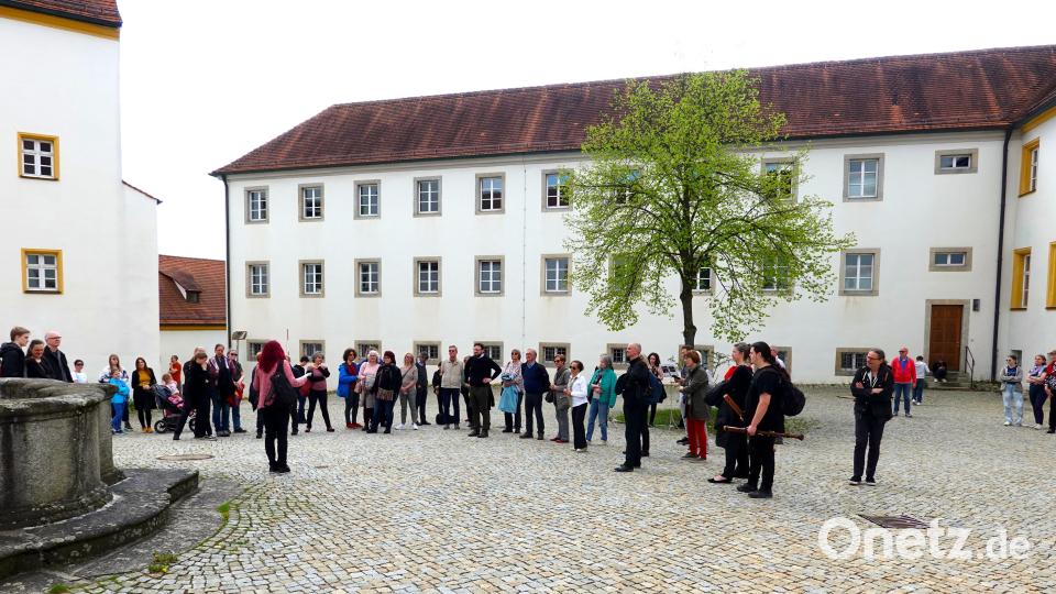 Eine Stadtführung, die im Schlosshof beginnt, wird es auch bei den bevorstehenden Hofmusiktagen wieder geben. Archivbild: gac