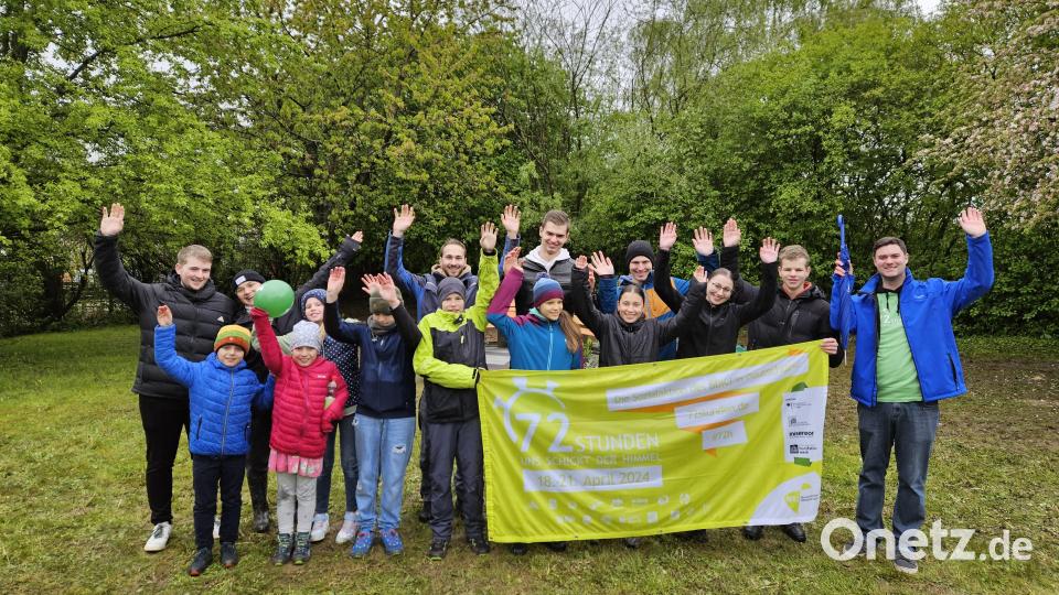Die Kinder und Jugendlichen sind voller Stolz auf ihre Leistung. Bild: ric