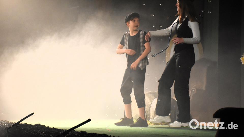 Tarn und Kappe wollten die Leute beklauen. Bild: ubb