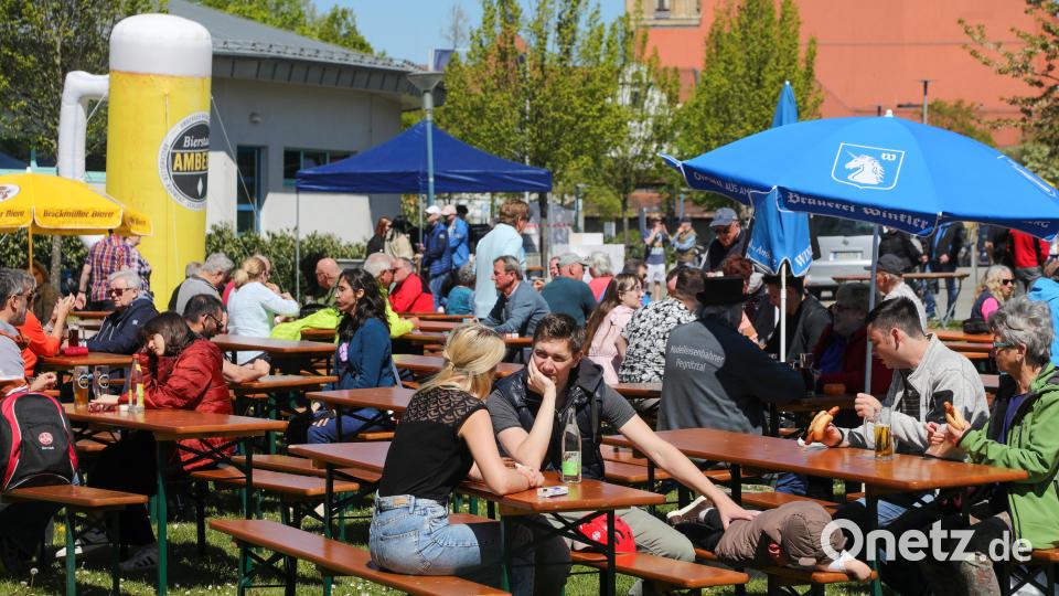 Das Amberger Bierfest ist eröffnet. Bild: Wolfgang Steinbacher