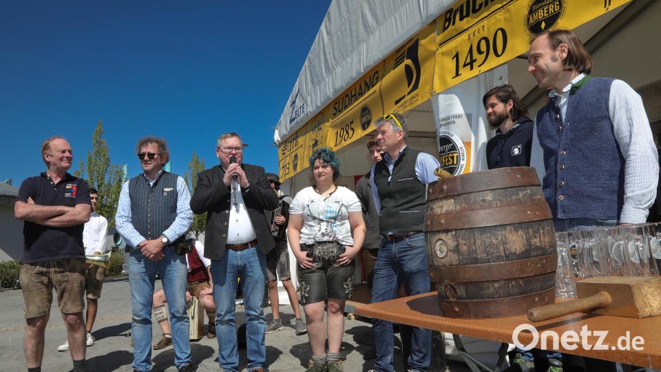 Das Amberger Bierfest ist eröffnet. Bild: Wolfgang Steinbacher