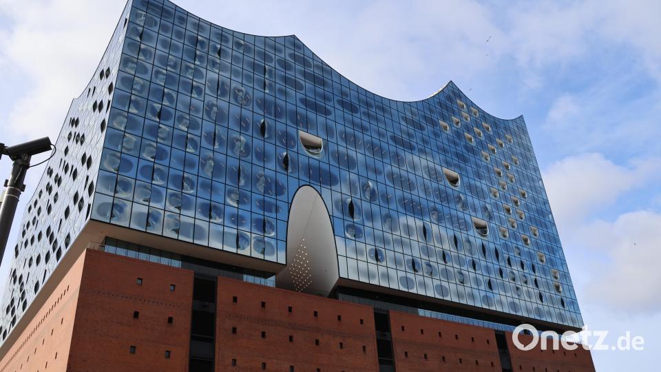 Von der Elbphilharmonie waren alle Reiseteilnehmer sichtlich beeindruckt. Dies gilt für das Bauwerk, den Konzertsaal und das Konzert. Bild: rpp