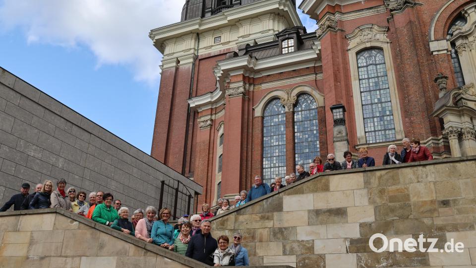 Auch den Hamburger Michel, eines der Wahrzeichen der Stadt, besuchten die Pressather Reiseteilnehmer. Bild: rpp