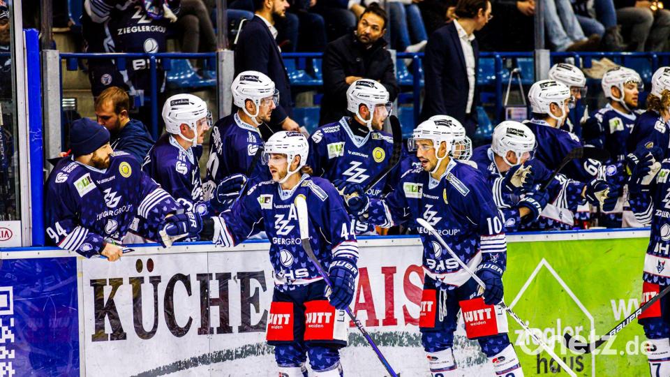 Die &quot;Best-of-7&quot;-Serie gegen den EC Peiting läuft für die Blue Devils bisher erfolgreich. Bild: Werner Moller