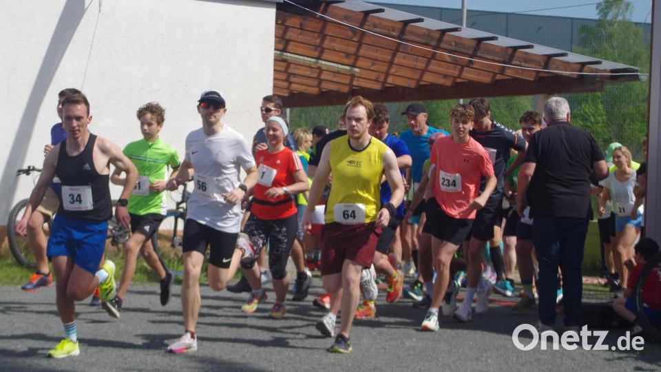 Für die Ausdauersportler waren der Viertel- und der Halbmarathon sowie die 4800-Meter-Distanz im Angebot. Bild: abi
