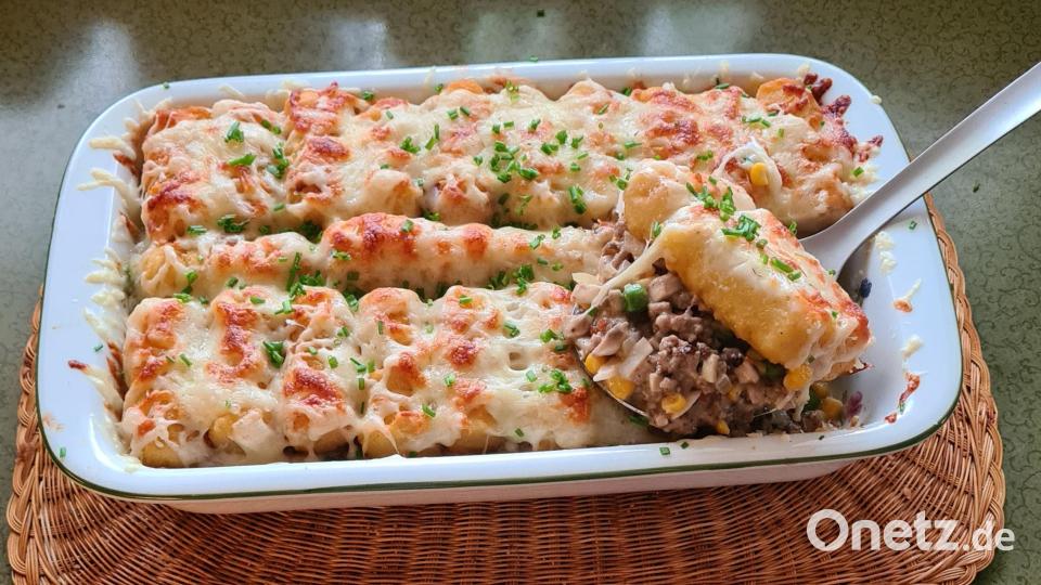 Ein schmackhaftes One-Pot-Gericht – amerikanische &quot;Tater Tots&quot;. Bild: Birgit Nirschl/exb