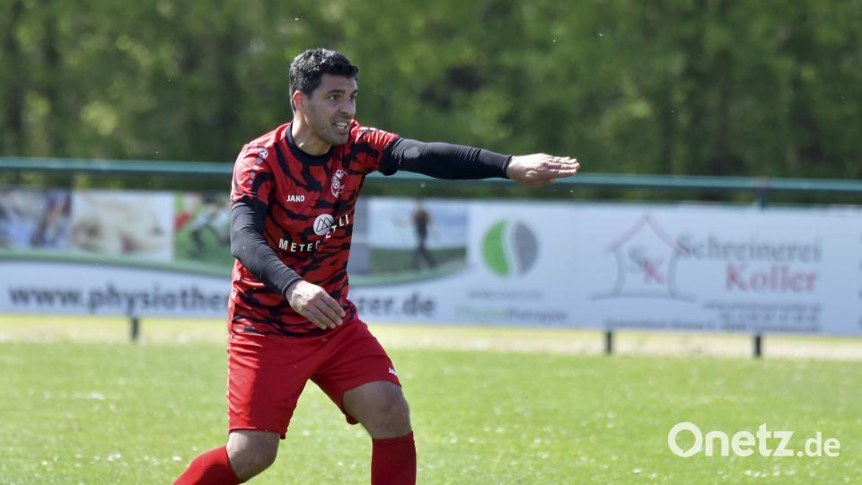 Gustavo Beirao Gramaco Ribeira, Trainer des SV Schmidmühlen, hofft auf einen Sieg im Kellerduell beim SV 08 Auerbach. Bild: Hubert Ziegler