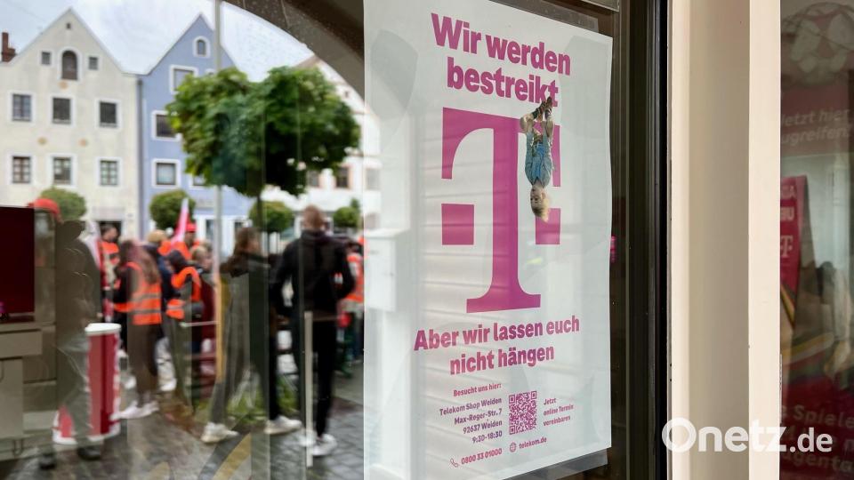 Die Läden in der Weidener Innenstadt blieben am Dienstag geschlossen. Bild: Gabi Schönberger