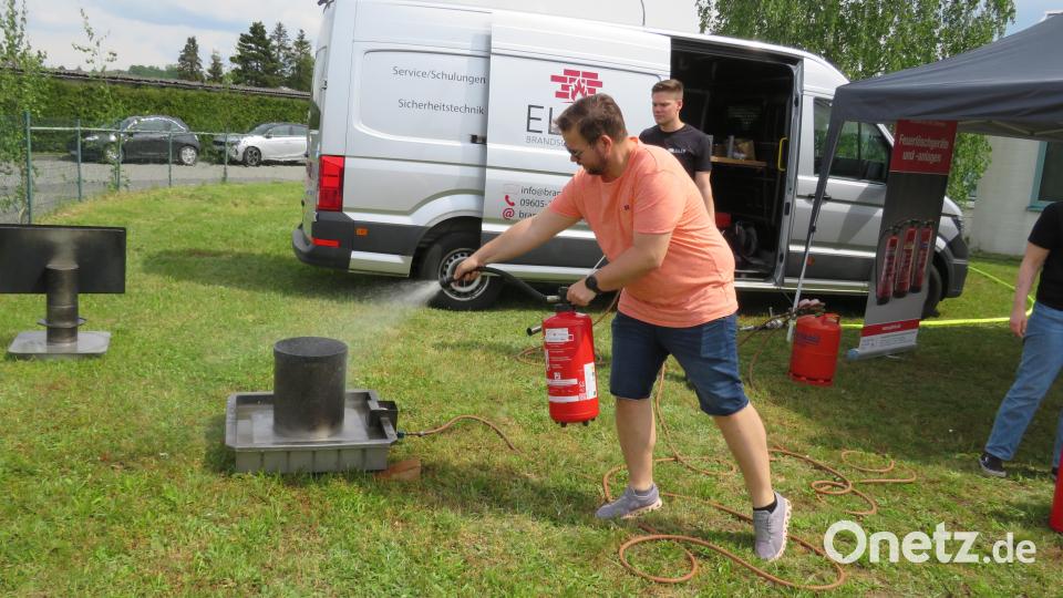 Viele interessante Einblick gewannen die Besucher beim Blaulichttag der Feuerwehr Altenstadt/WN. Bild: adj