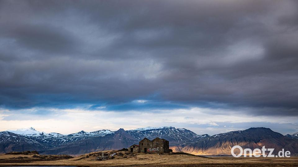 Verlassene Höfe und Häuser kann man überall in Island entdecken. Bild: Peter Müller