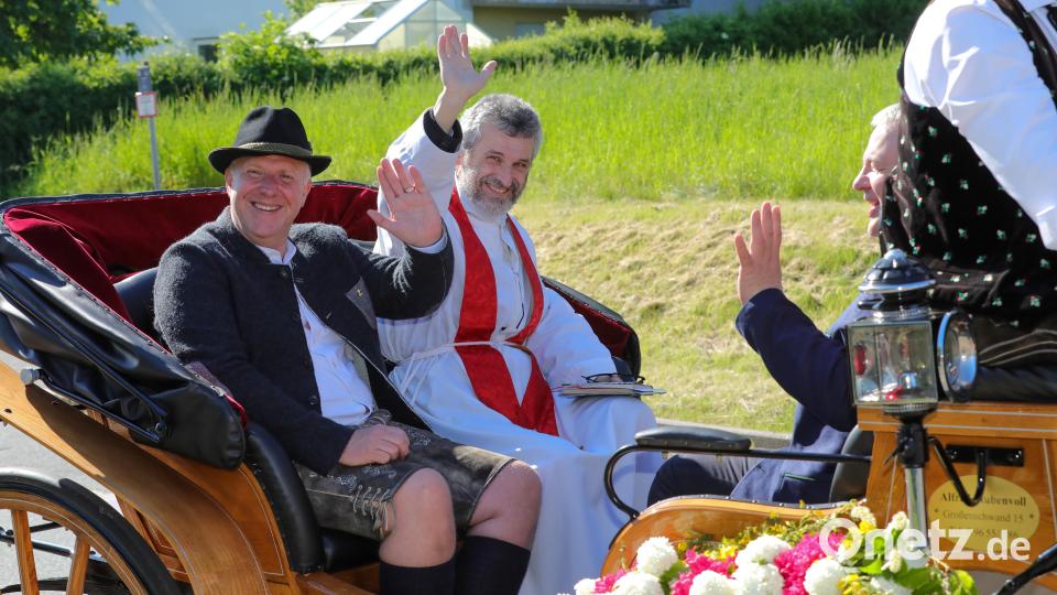Strahlender Sonnenschein beim 59. Pfingstritt in Kemnath am Buchberg. Bild: Wolfgang Steinbacher