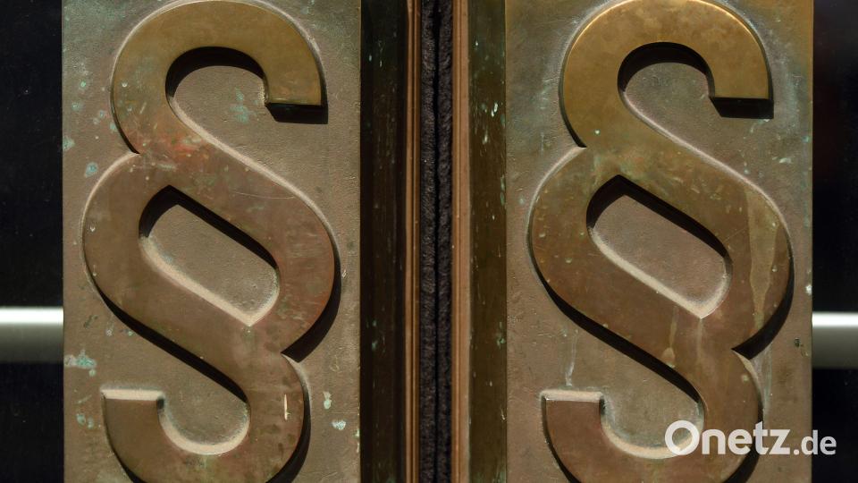 Die Zahl der im Freistaat gültigen Gesetze stieg zwischen 2018 und 2023 von 238 auf 240 und die der Verwaltungsvorschriften sogar von 1616 auf 1796. Symbolbild: Henning Kaiser