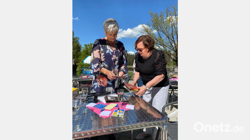 Dagmar Brühler und Maria Schnurrer die beiden Ladies und Ehrenkreisvorsitzenden der Frauen Union Bild: Dagmar Nachtigall