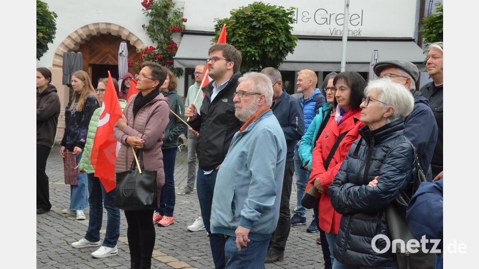 In Weiden gehen die Menschen erneut auf die Straße, um sich für Demokratie und gegen Hass und Extremismus einzusetzen. Bild: Kunz