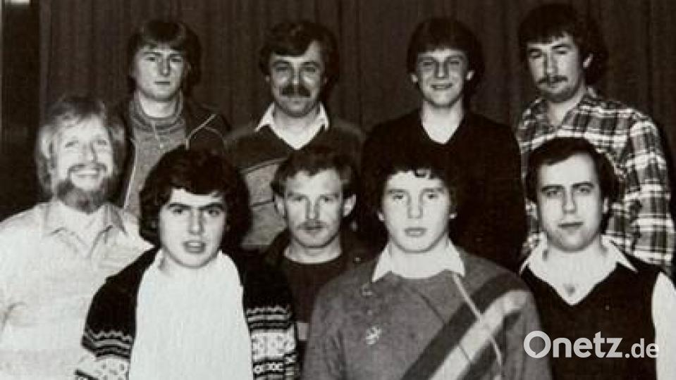 Vor 40 Jahren war die SpVgg gegründet. Ein Bild der ersten Vorstandschaft. Bild: SpVgg Thurndorf/exb