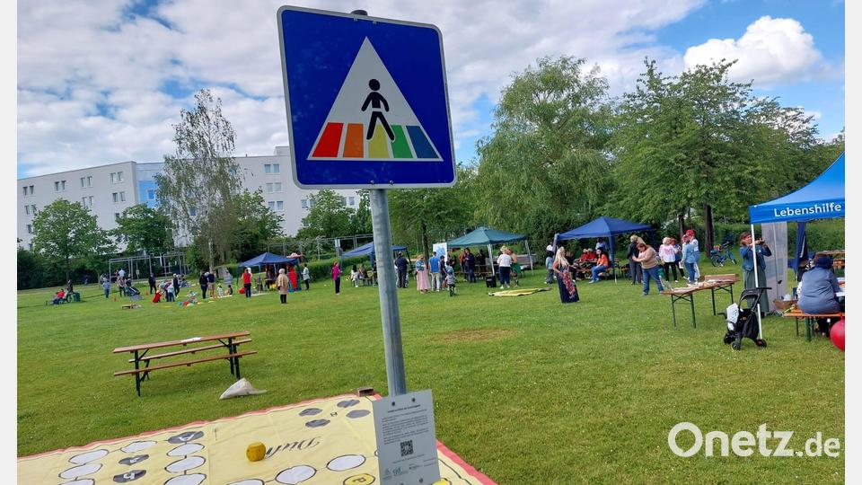 Gemeinsam spielen und feiern. Das ist Teil des Diversity Days. Bild: Astrid Knab/exb