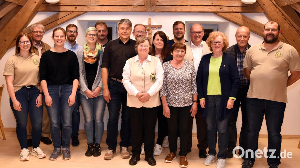 Ehrung für 10, 15, 25 und 40 Jahre Mitgliedschaft beim OWV Beidl. Bild: Gebert