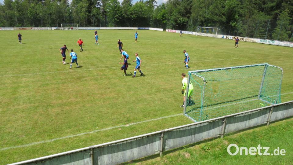 Gute Fußballspiele dürfen beim Jubiläum des ASV Neustadt natürlich nicht fehlen. Bild: adj