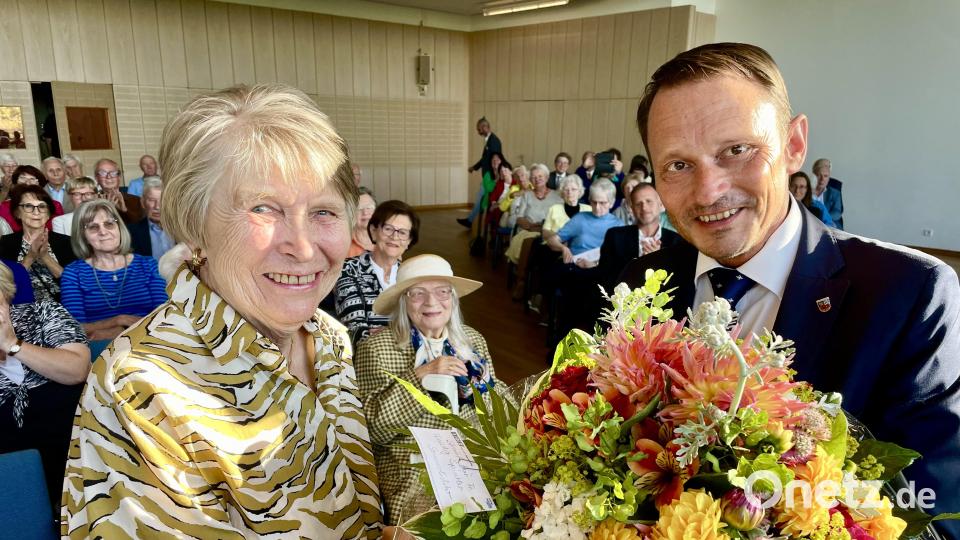 Schirmherr Oberbürgermeister Jens Meyer und Renate Freuding-Spintler. Bild: Krones
