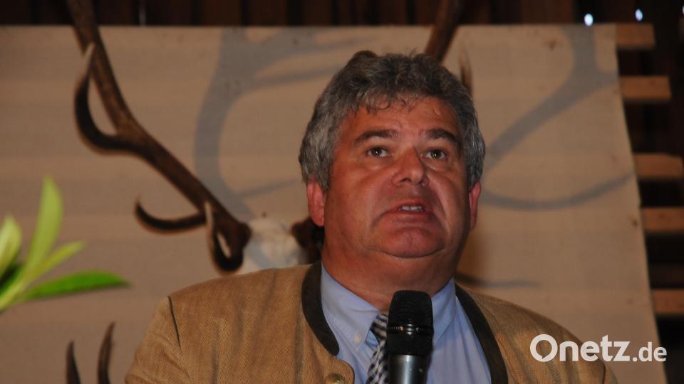 Professor Sven Herzog von der TU Dresden stellte ein neues Bejagungsmodell für das Rotwild vor. Bild: ge