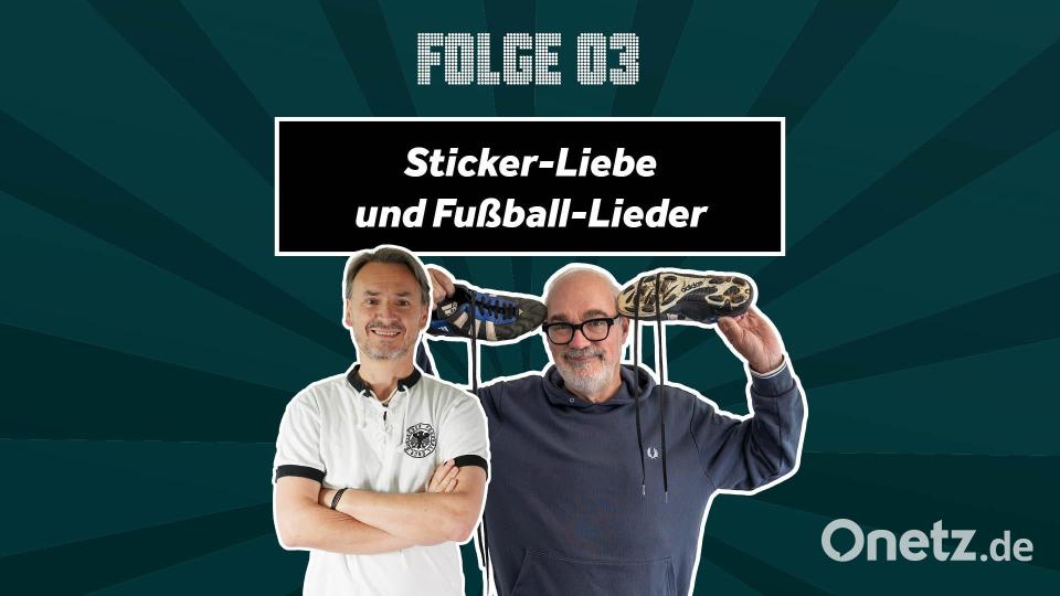 Stefan Puhane (l) und Frank Werner sprechen über Panini-Alben und Fußball-Lieder. Bild: tow