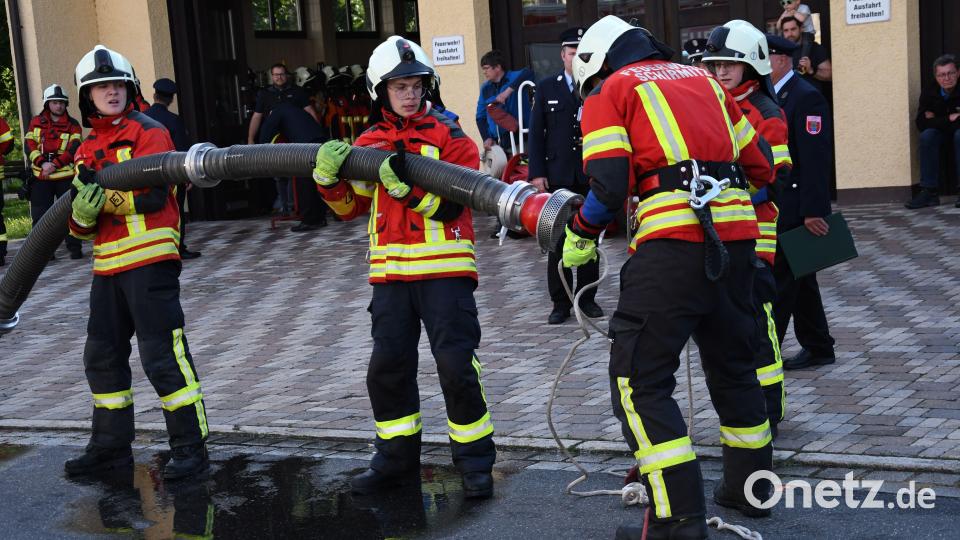 Löschgruppe der Feuerwehr Schirmitz besteht Leistungsprüfung Bild: Feuerwehr Schirmitz/exb