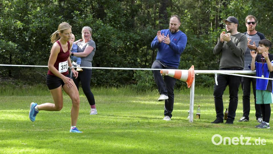 Viola Hagerer vom TSV Königstein belegte bei den Damen über 4800 m den zweiten Platz. Bild: Hubert Ziegler